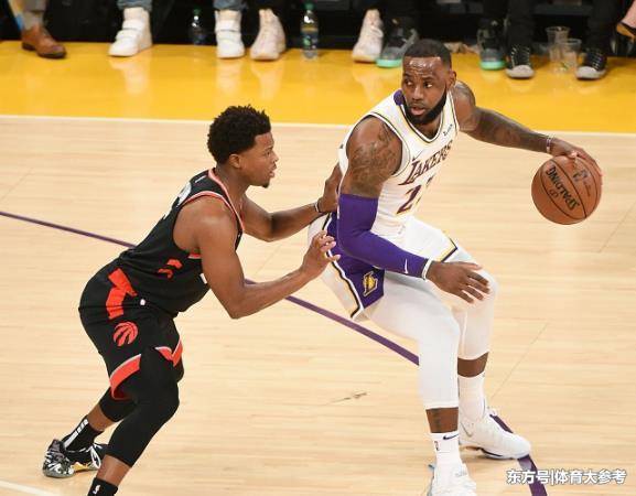  布克四十五分太阳全民皆兵轻取马刺获三连胜